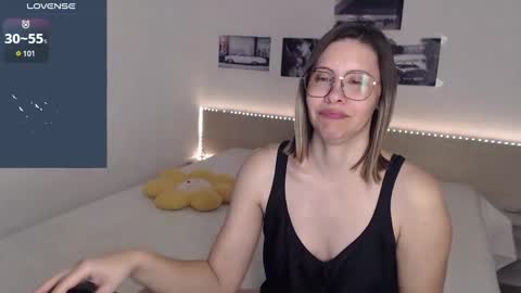 Julie online show from 12-30-24, 05:04