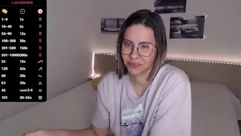 Julie online show from 01-06-26, 05:00