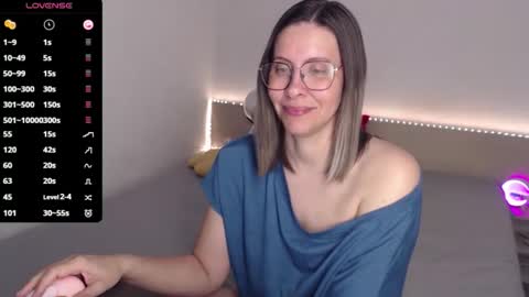 Julie online show from 05-31-26, 03:58