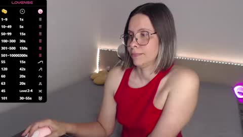 Julie online show from 06-20-26, 04:10