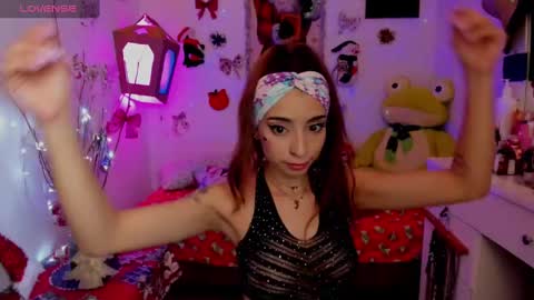 Snapshot of justmia_ chatting on 12-29-24, 05:42 Mia online show from 12-29-24, 05:42