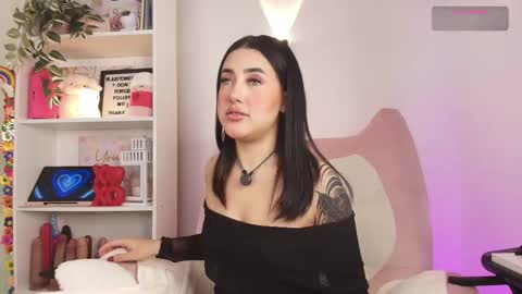 Emy online show from 03-03-26, 01:12