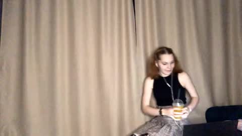 Lina online show from 10-10-25, 07:46