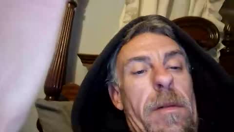 Snapshot of justwant2strokeit chatting on 12-19-25, 11:06 justwant2strokeit online show from 12-19-25, 11:06