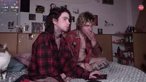 Juuzou hehim u can call me Juz online show from 11-08-25, 11:21