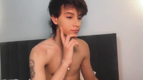 Snapshot of k0sta_32 chatting on 02-10-25, 05:03 k0sta online show from 02-10-25, 05:03