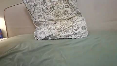 k938601 online show from 12-22-25, 07:00