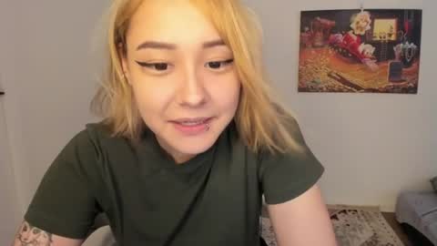 Kaoru online show from 06-16-26, 11:35