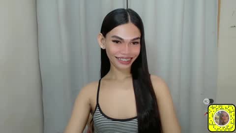 Snapshot of kaamy_dake chatting on 01-21-25, 07:39 KAAMY online show from 01-21-25, 07:39