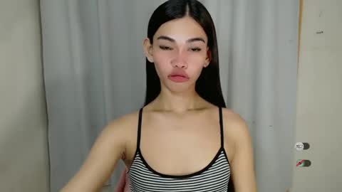 Snapshot of kaamy_dake chatting on 01-26-25, 07:31 KAAMY online show from 01-26-25, 07:31