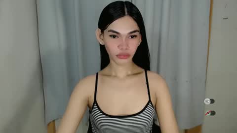 Snapshot of kaamy_dake chatting on 01-29-25, 12:45 KAAMY online show from 01-29-25, 12:45