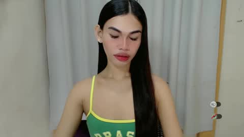 Snapshot of kaamy_dake chatting on 02-02-25, 12:57 KAAMY online show from 02-02-25, 12:57