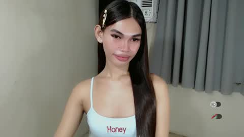 Snapshot of kaamy_dake chatting on 03-08-25, 08:55 KAAMY online show from 03-08-25, 08:55