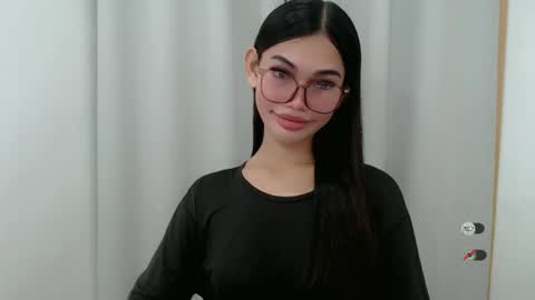 Snapshot of kaamy_dake chatting on 10-11-25, 02:48 KAAMY online show from 10-11-25, 02:48