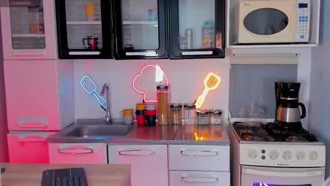 Kat online show from 03-18-26, 03:31