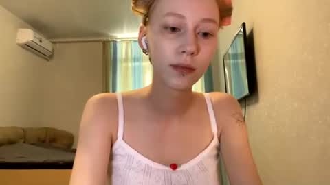 Snapshot of kacicasal chatting on 07-19-26, 12:09 Mia 1st day here online show from 07-19-26, 12:09