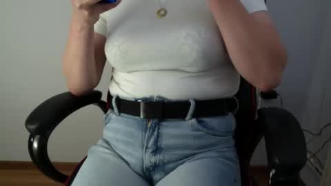 kacperbig98 online show from 10-27-25, 02:26