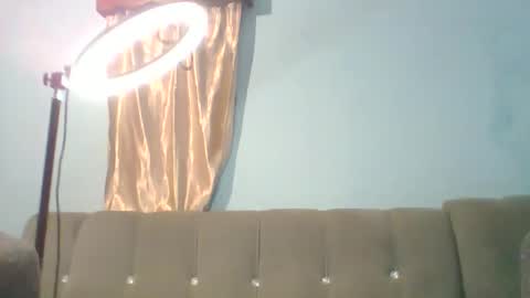 Kadzo online show from 09-14-25, 02:22