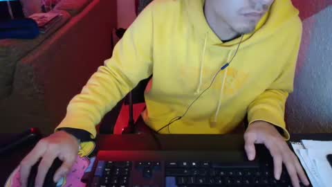 kael_art_d online show from 01-06-25, 11:52