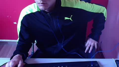 kael_art_d online show from 10-30-25, 07:14