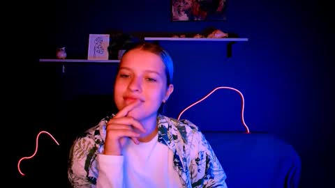 kaela_spell_ online show from 10-12-25, 08:46