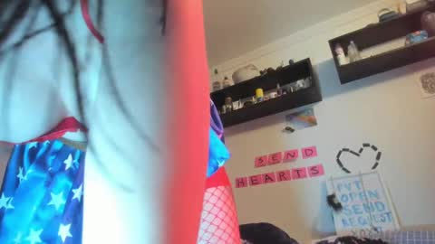 Katherina online show from 02-28-25, 10:06
