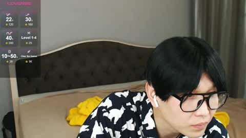 Kai Chicken online show from 03-31-26, 08:53