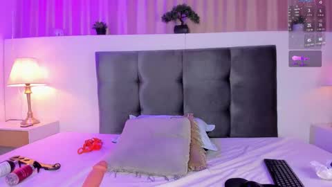 Snapshot of kai_riptide chatting on 10-28-25, 09:06 Kai online show from 10-28-25, 09:06