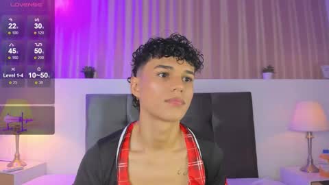 Snapshot of kai_riptide chatting on 11-03-25, 08:32 Kai online show from 11-03-25, 08:32