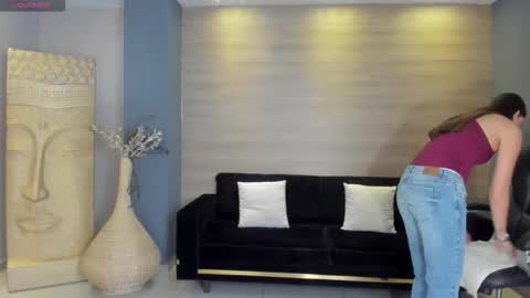 Kaia Ferreira online show from 10-12-25, 11:53