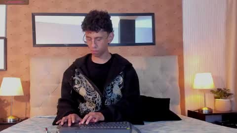 kai online show from 05-05-26, 03:14