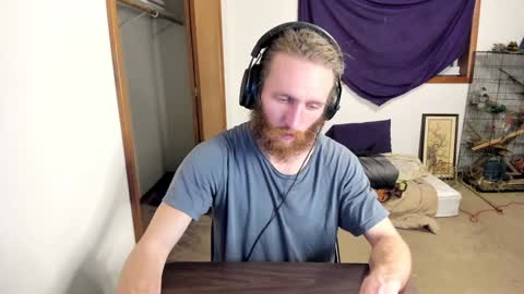 Kaiku77 online show from 12-29-24, 07:39