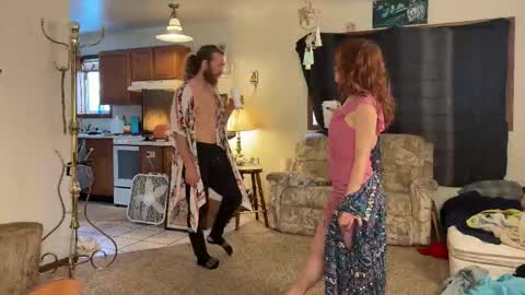 Snapshot of kaiku77 chatting on 02-12-26, 06:14 Kaiku77 online show from 02-12-26, 06:14