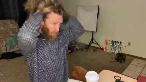 Snapshot of kaiku77 chatting on 02-24-26, 06:28 Kaiku77 online show from 02-24-26, 06:28