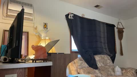 Snapshot of kaiku77 chatting on 02-28-26, 08:21 Kaiku77 online show from 02-28-26, 08:21