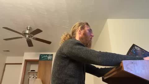 Snapshot of kaiku77 chatting on 03-29-26, 05:13 Kaiku77 online show from 03-29-26, 05:13