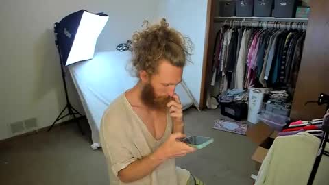 Kaiku77 online show from 05-22-26, 12:29