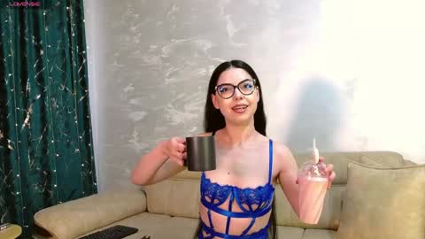 Kaila Lewis online show from 04-16-26, 05:36
