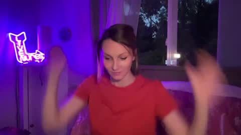 Snapshot of kaileeshy chatting on 01-24-25, 04:27 Kailee Smile online show from 01-24-25, 04:27