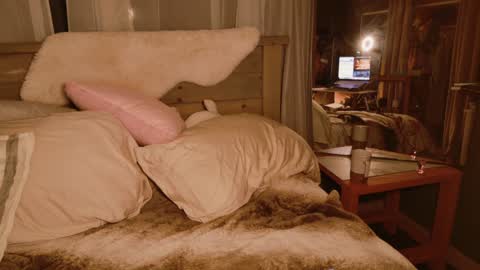 Kailee Smile online show from 01-15-26, 04:28