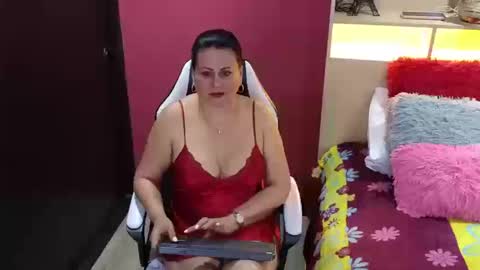 kaily jonness online show from 10-15-25, 10:43