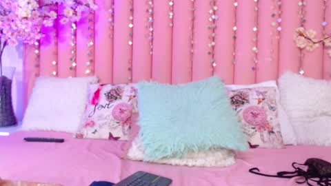 kailye Jones online show from 12-27-24, 02:04