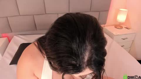 Kailyn online show from 02-09-25, 01:03