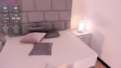 Kailyn online show from 09-23-25, 03:31