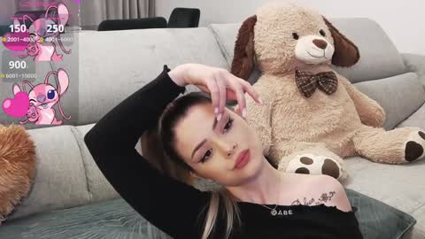 Kailyn online show from 01-22-25, 08:38