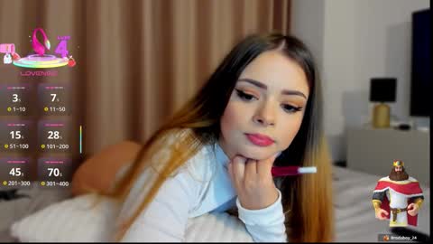 Kailyn online show from 12-01-25, 12:15