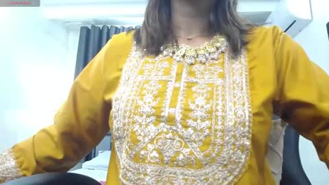 Kaira online show from 04-27-26, 12:14