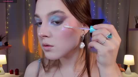 Kaisa online show from 12-13-25, 07:53