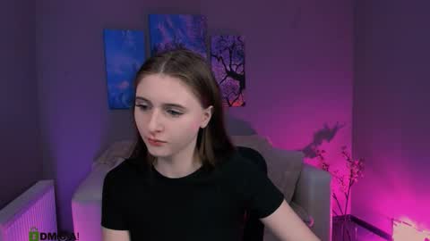 Kaisy online show from 11-30-25, 04:33