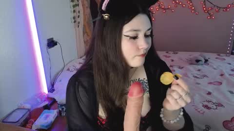 Snapshot of kaisythesmall chatting on 02-25-26, 11:20 Kessy online show from 02-25-26, 11:20